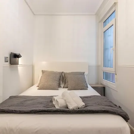 Apartamento La Alameda De Indautxu Bilbao Exterior photo